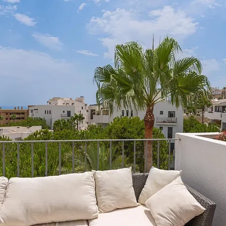 Beautiful Two Bedroom In Alamar
