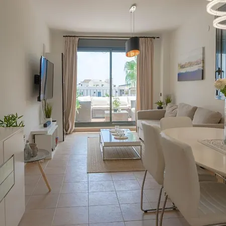 Apartment Beautiful Two Bedroom In Alamar *