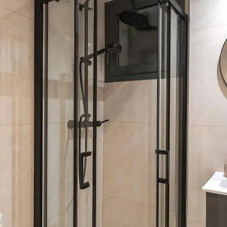 Beautiful Two Bedroom In Alamar Διαμέρισμα *